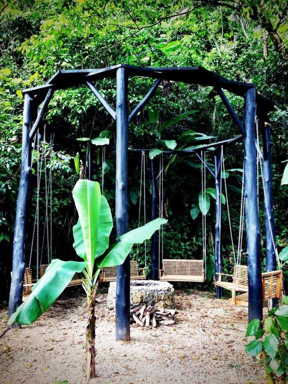 Dominican Tree House Village Santa Barbara De Samana Exterior foto